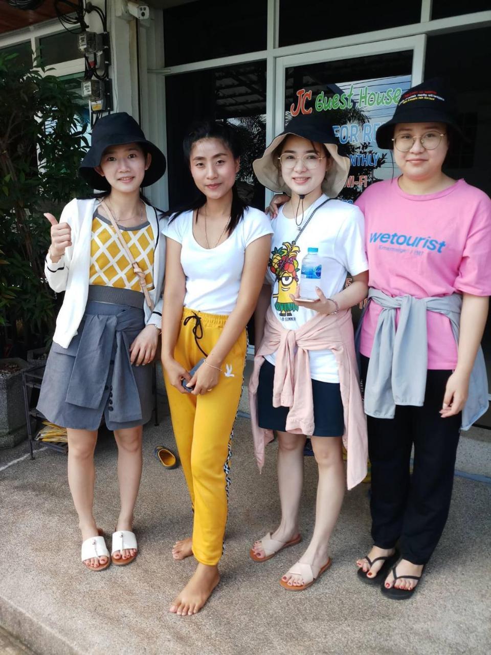 Jc Guesthouse @ Suratthani Airport Сурат-Тхані Екстер'єр фото